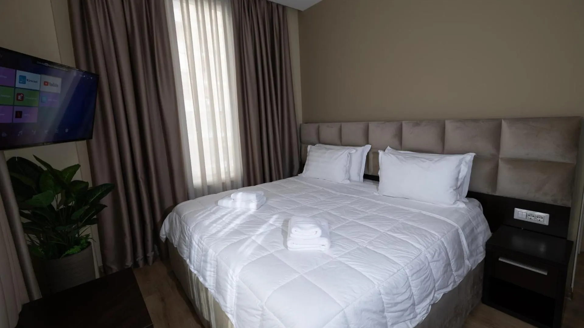 4R Colombo Hotel Tirana