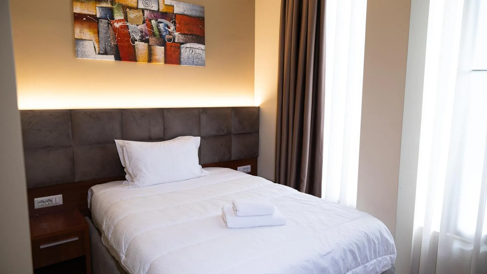***  4R Colombo Hotel Tirana Albánie