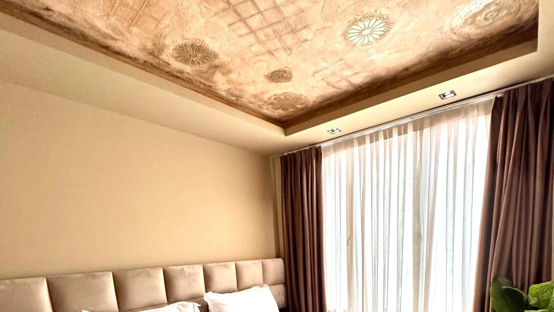4R Colombo Hotel 地拉那 3*,  阿尔巴尼亚